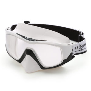 Versa mask White Black