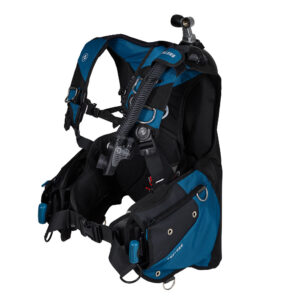 AXIOM - Men's Dive BCD left side